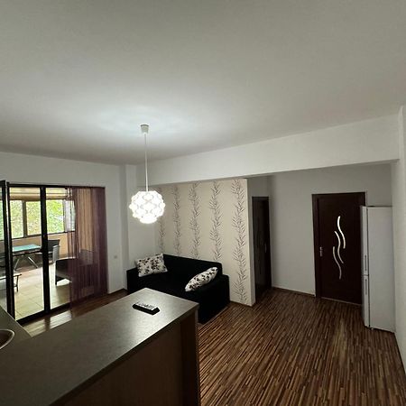 Rim1 Apartment Piteşti Exterior foto